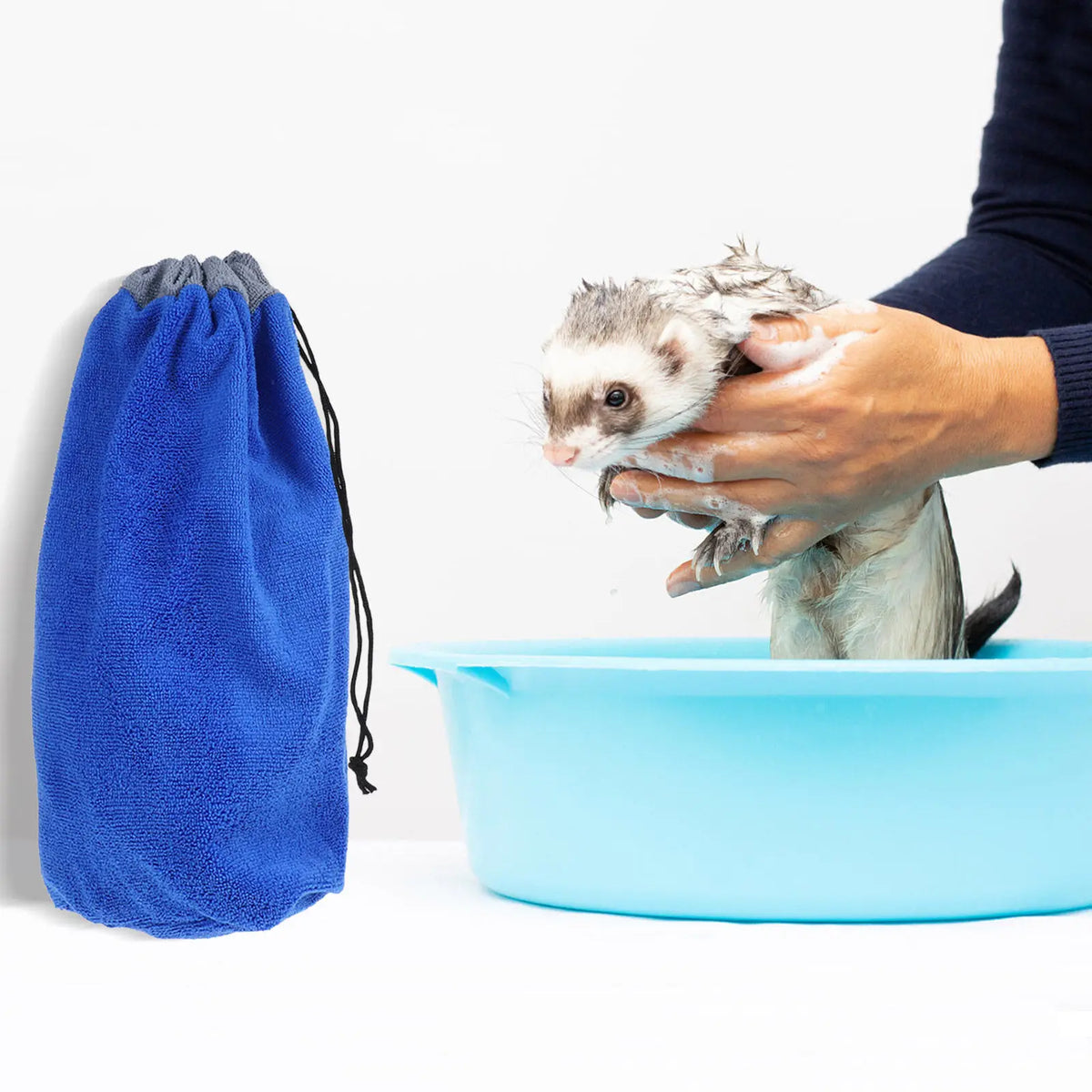 Absorbent Shower Towel for Small Pets Drying Washcloth Guinea Pigs Hamsters Ferrets Pet Grooming Essential
